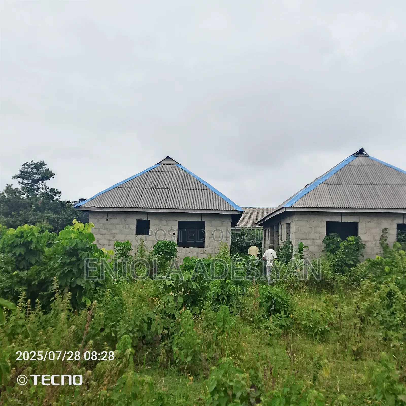 8bdrm Block of Flats in Ajabo Estate, Igbogbo for sale in Igbogbo