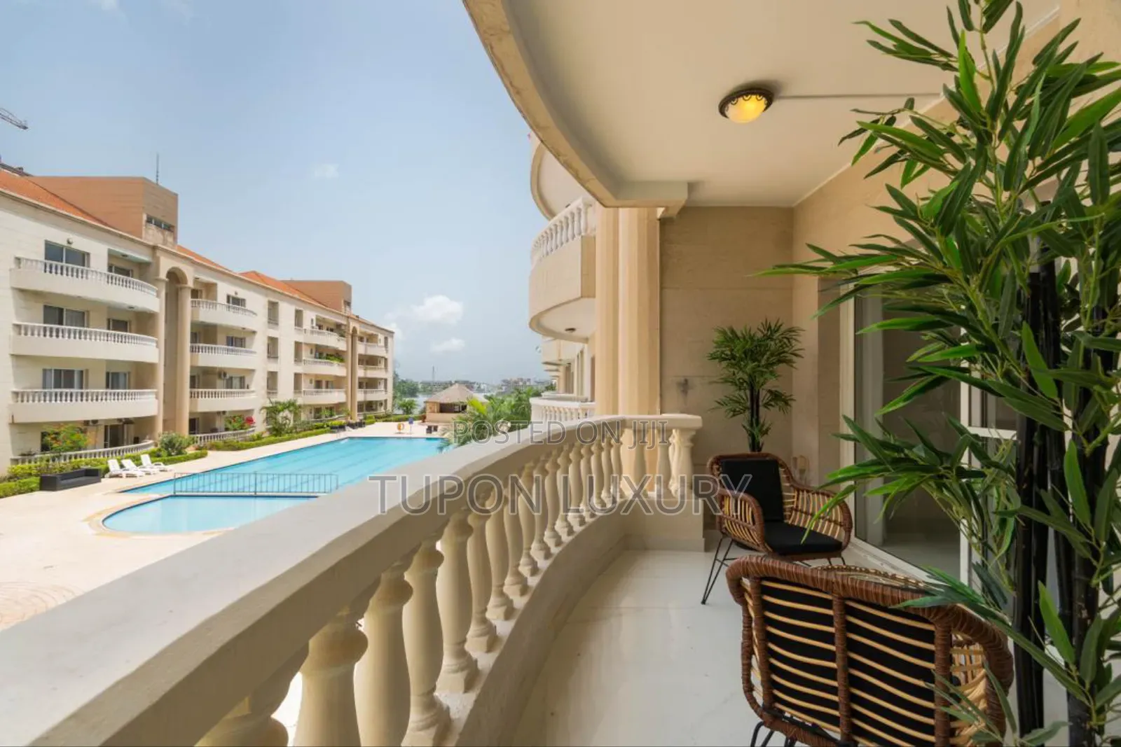 Luxury 3bed With Gym, Pool, Office Space and 2 Balconies in Lekki Phase 1