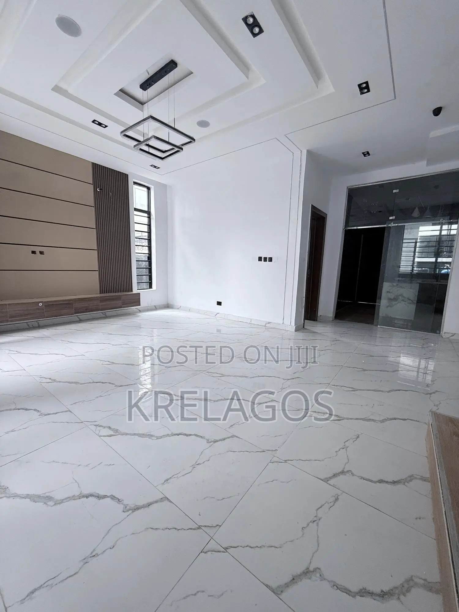 4bdrm Duplex in Ikota for sale in Ikota