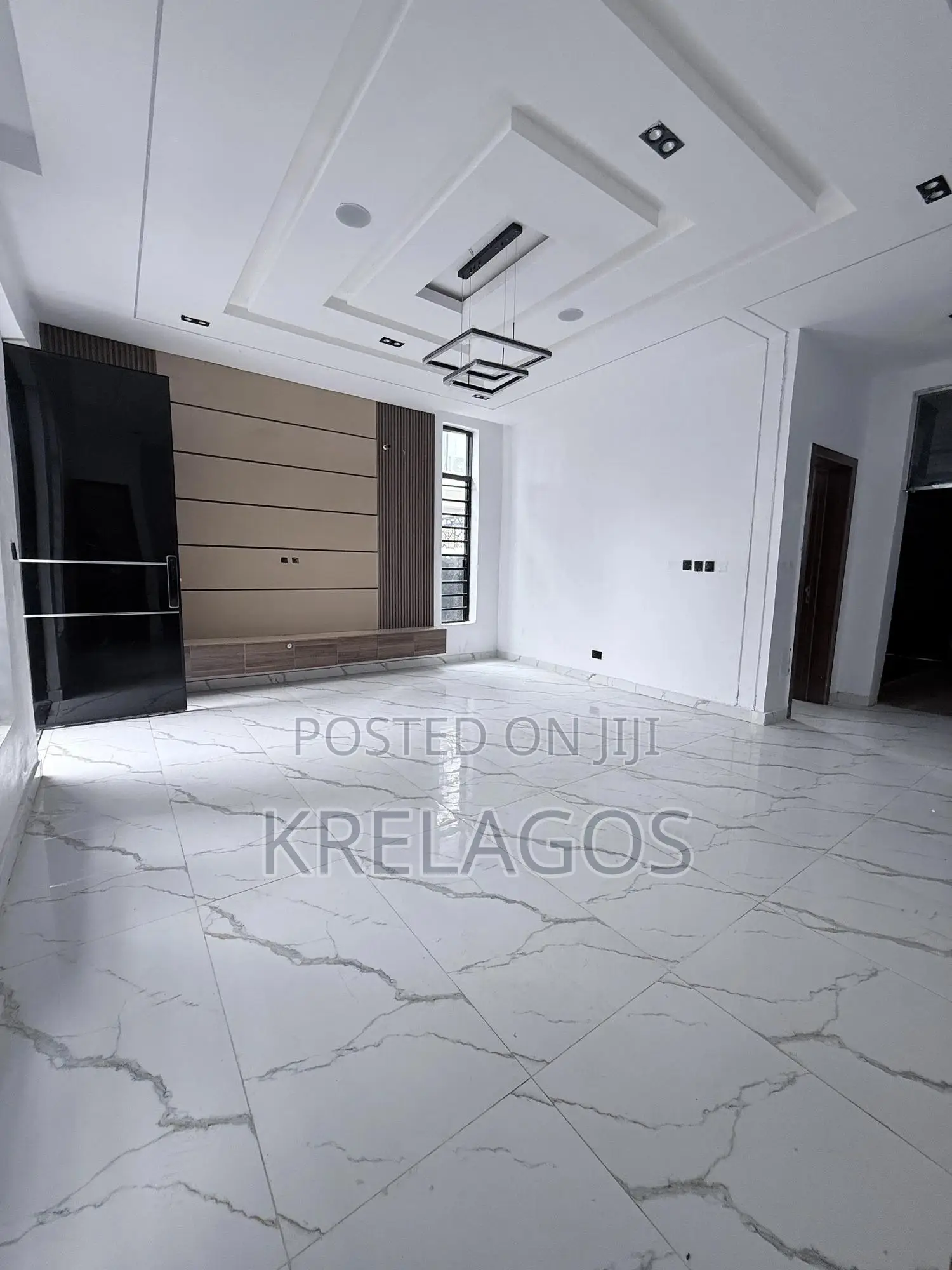 4bdrm Duplex in Ikota for sale in Ikota