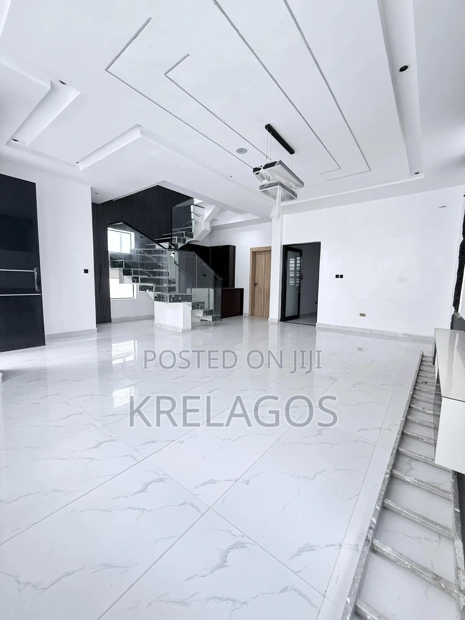 5bdrm Duplex in Ado / Ajah for sale in Ado / Ajah