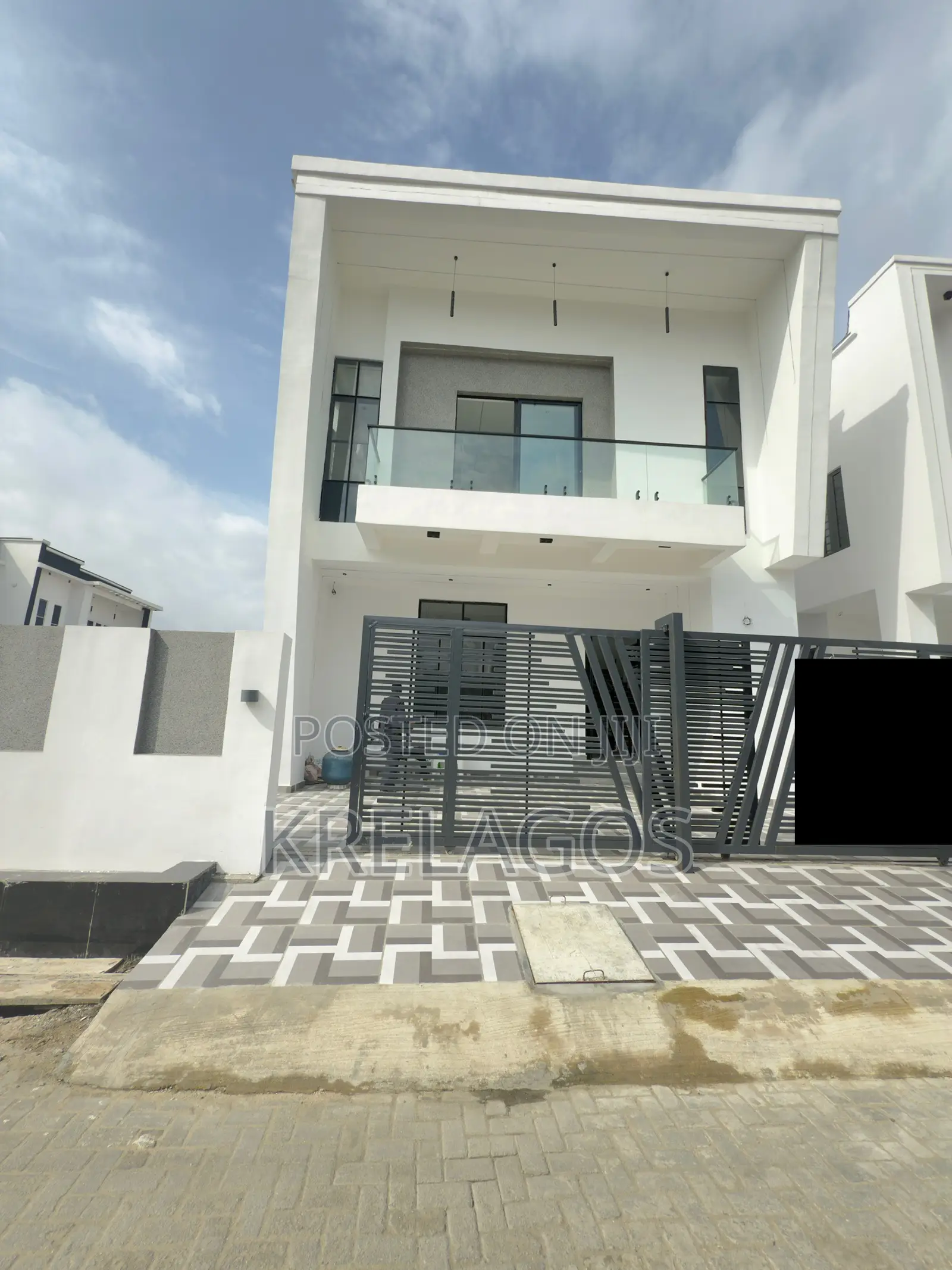 4bdrm Duplex in Ado / Ajah for sale in Ado / Ajah