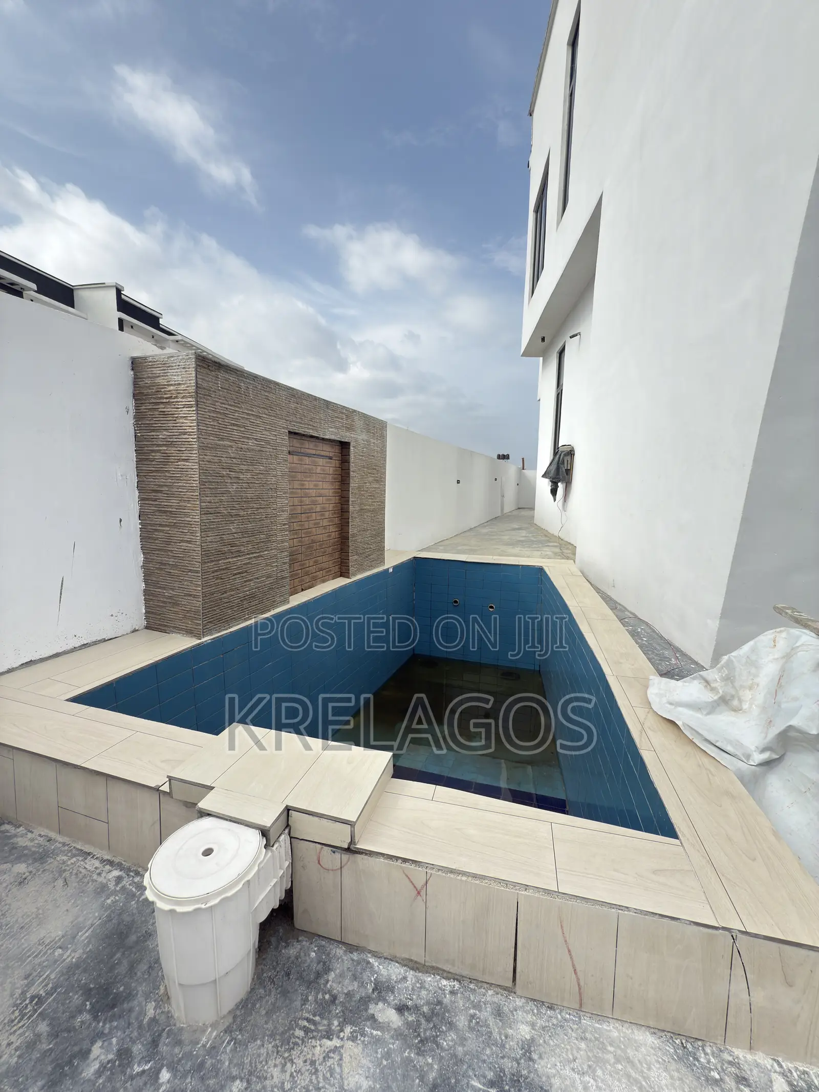 4bdrm Duplex in Ado / Ajah for sale in Ado / Ajah