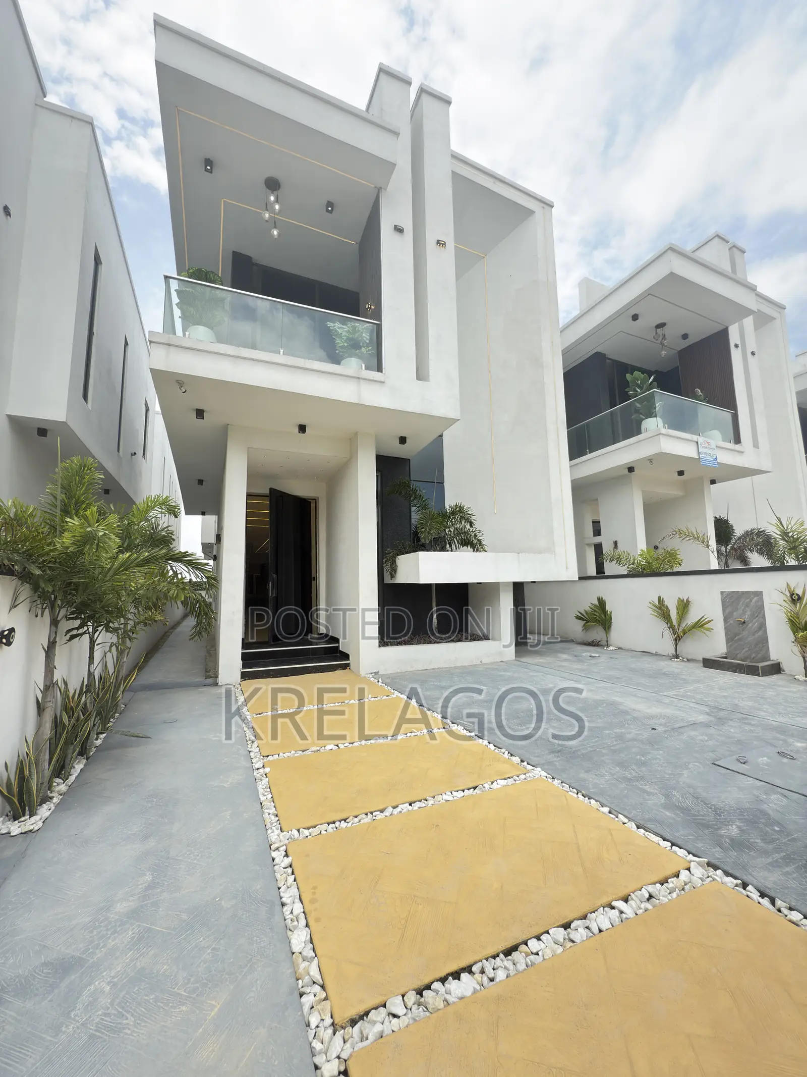 5bdrm Duplex in Ado / Ajah for sale in Ado / Ajah