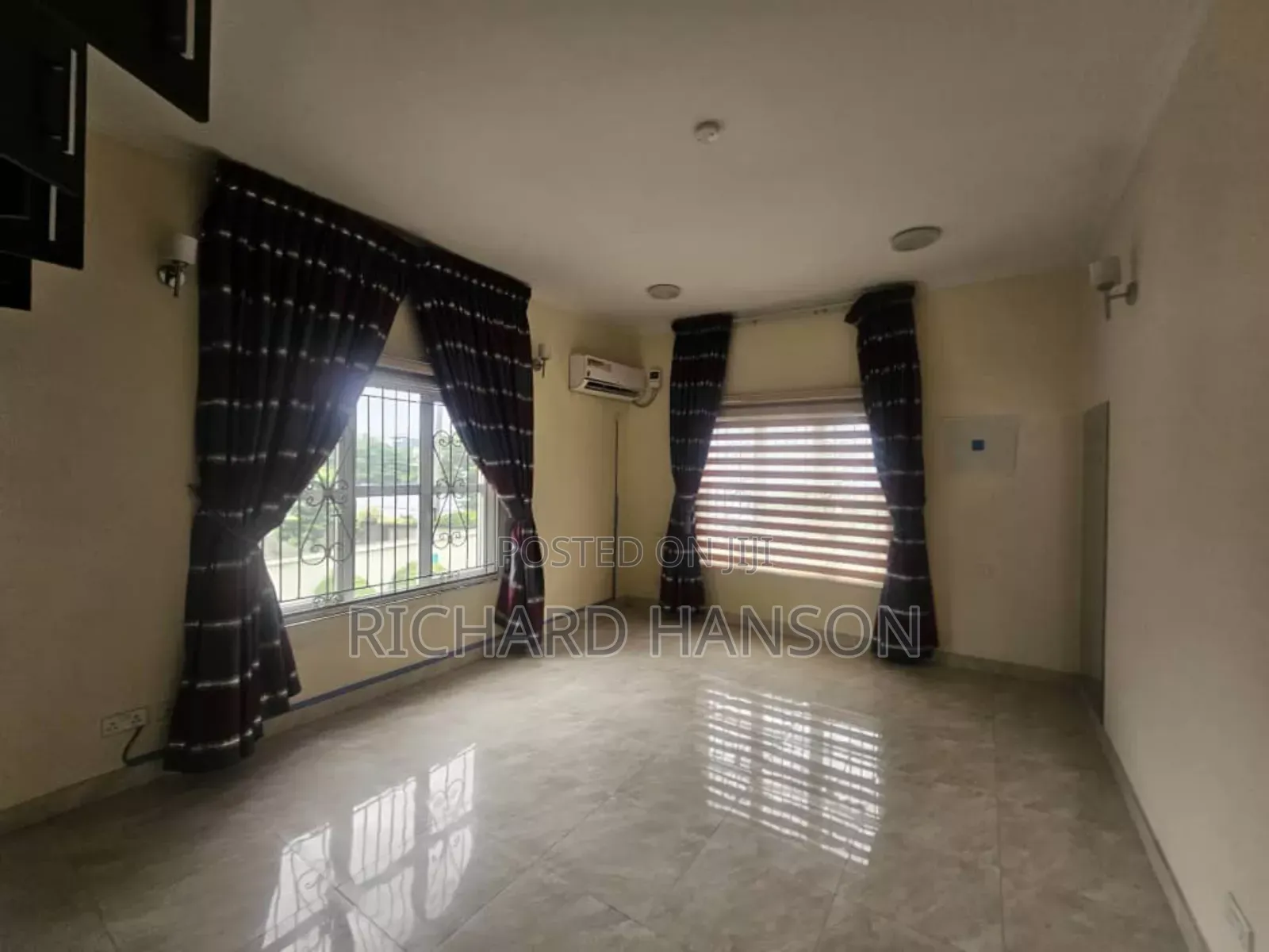 3bdrm Apartment in Inside Old Ikoyi for sale in Old Ikoyi