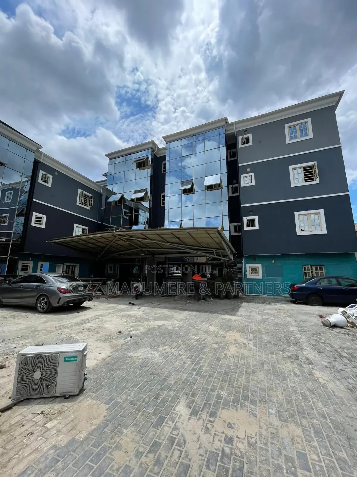 14bdrm Block of Flats in Orazi ,Off New Gra , for sale in Orazi