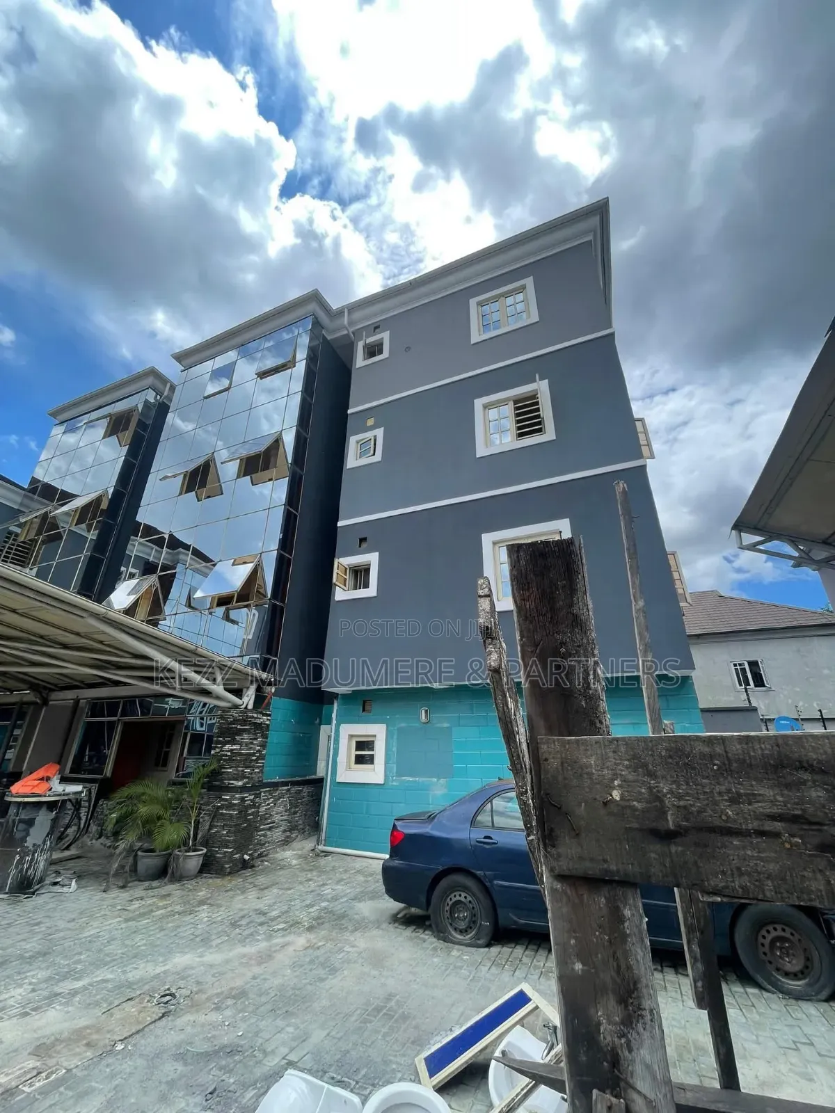 14bdrm Block of Flats in Orazi ,Off New Gra , for sale in Orazi