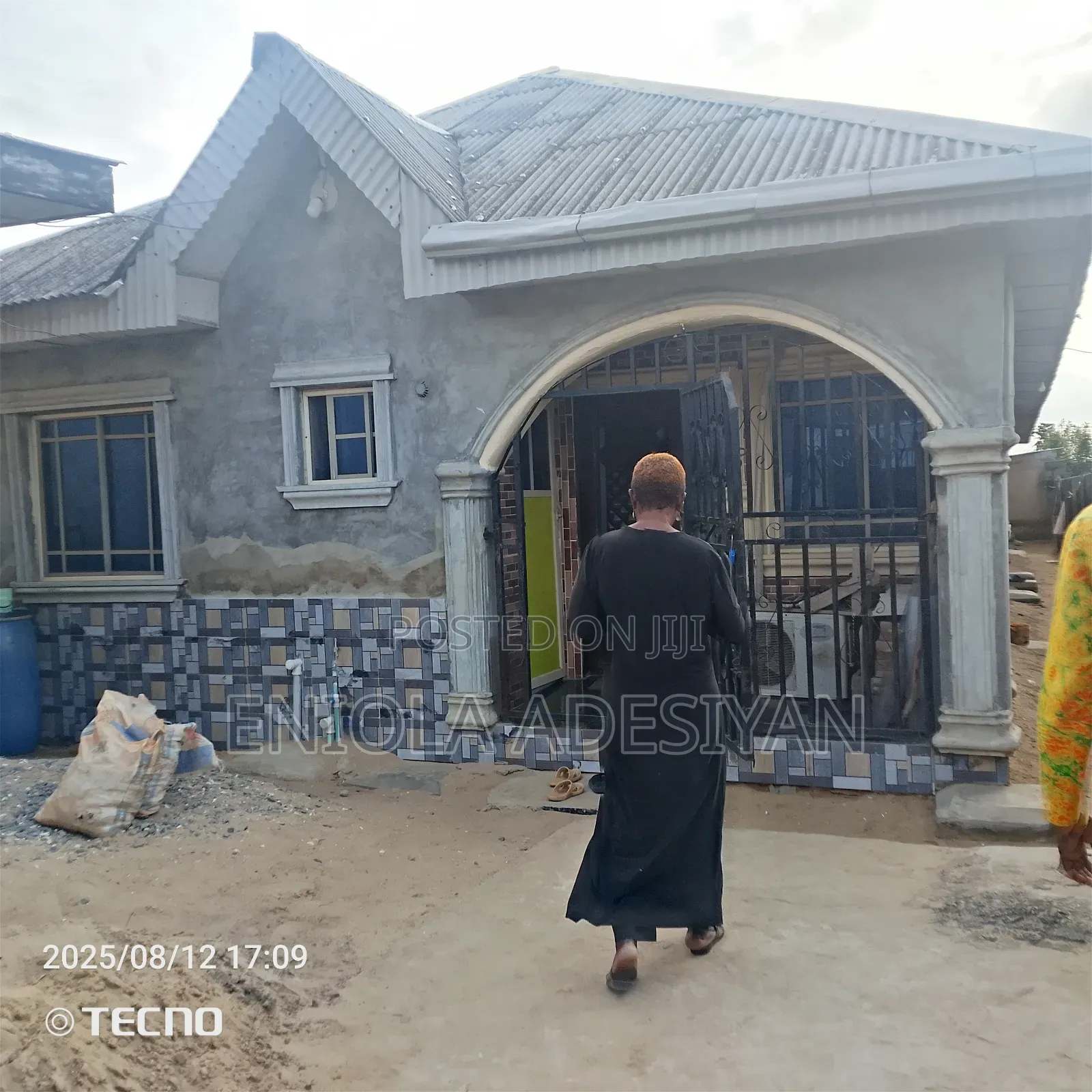 2bdrm Block of Flats in Bomode Oku Dangote, Igbogbo for rent in Igbogbo