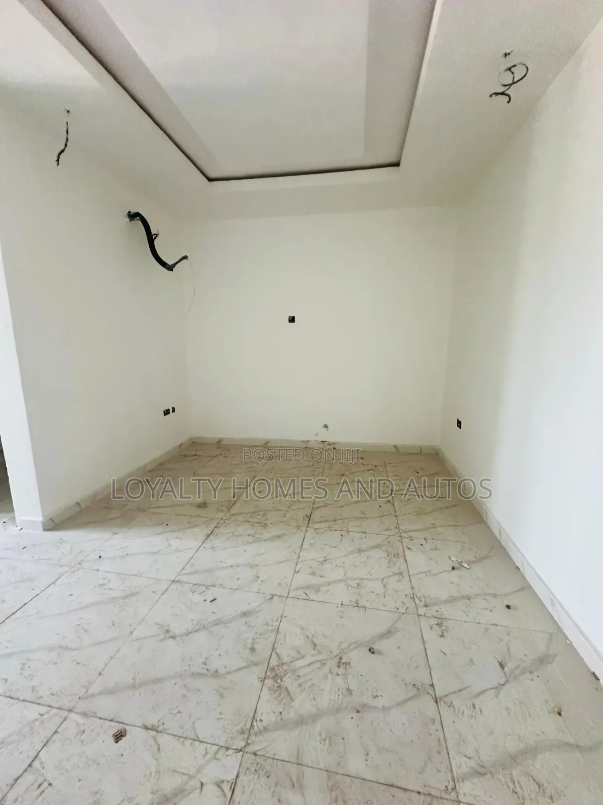 4bdrm Duplex in Obanikoro for sale in Obanikoro