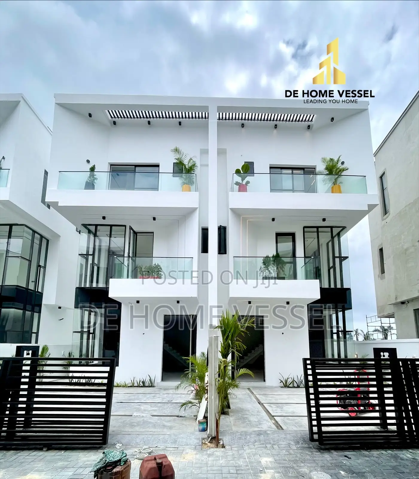 4bdrm Duplex in Lekki for sale in Lekki