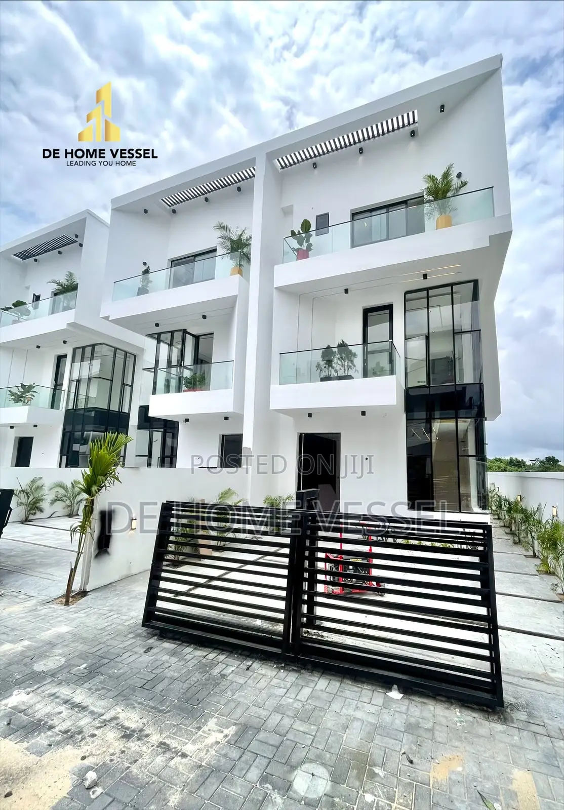 4bdrm Duplex in Lekki for sale in Lekki