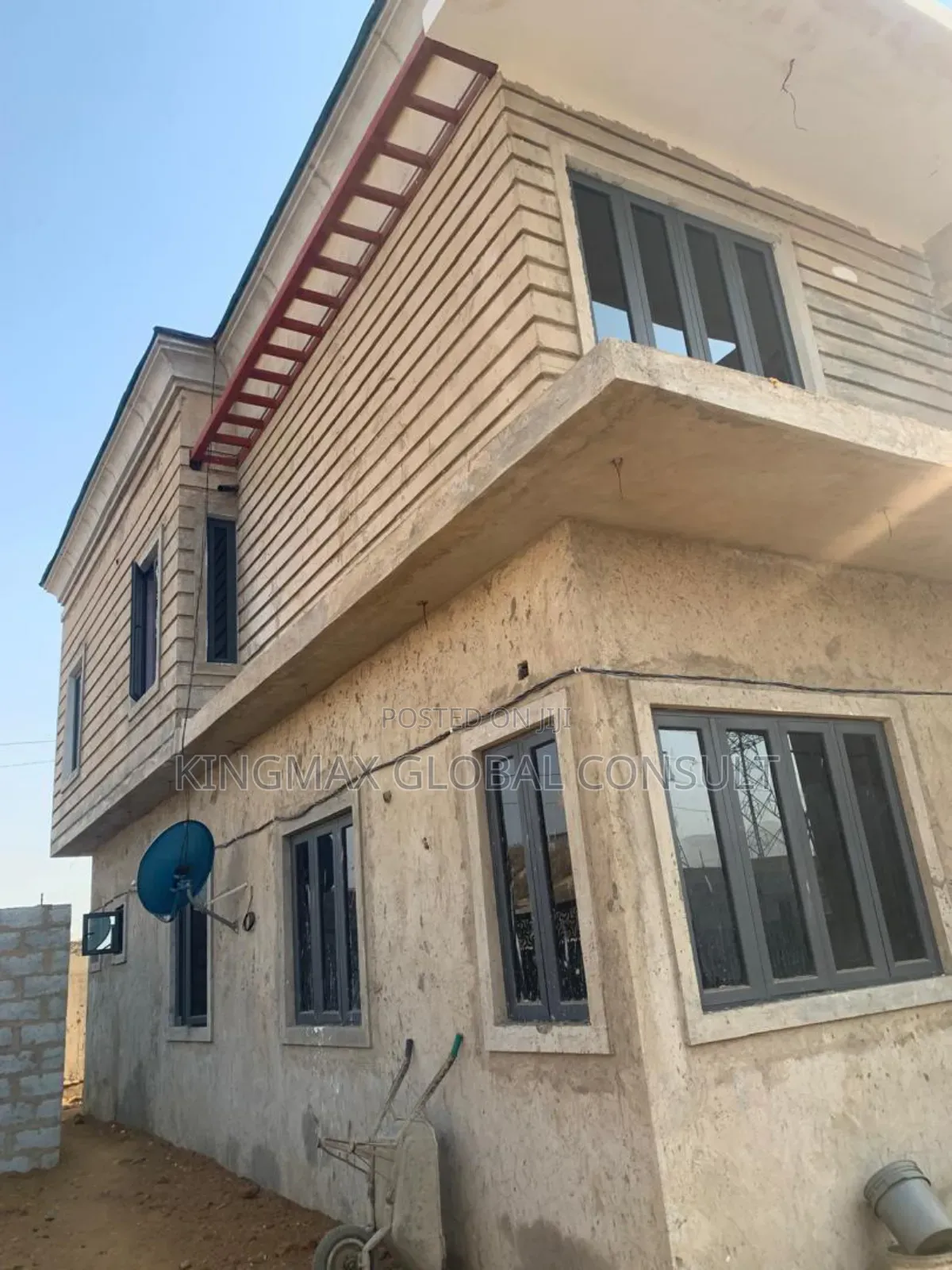 4bdrm Duplex in Lugbe Abuja for sale in Lugbe District