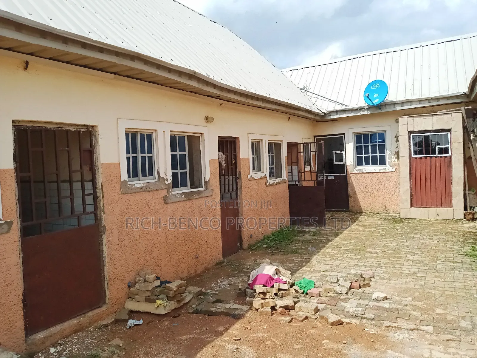Studio Apartment in Dutse Jabu for rent in Dutse-Alhaji