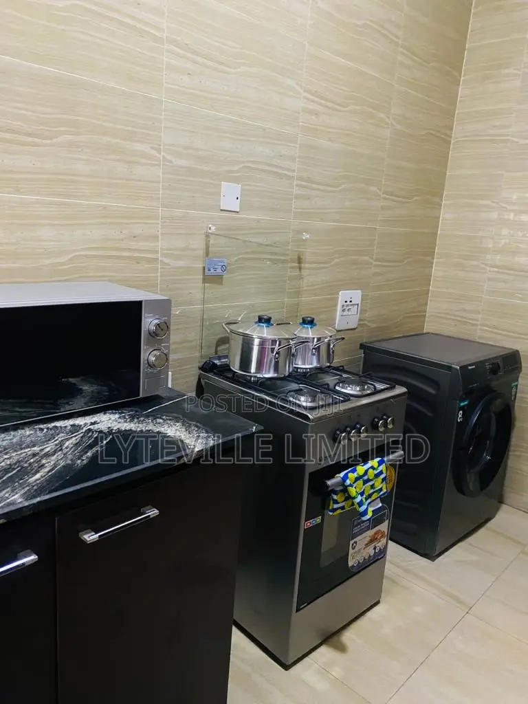 Neat 2 Bedroom Apartment in Jahi