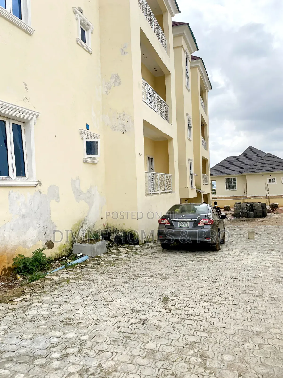 3bdrm Block of Flats in Katampe (Main) for sale in Katampe (Main)