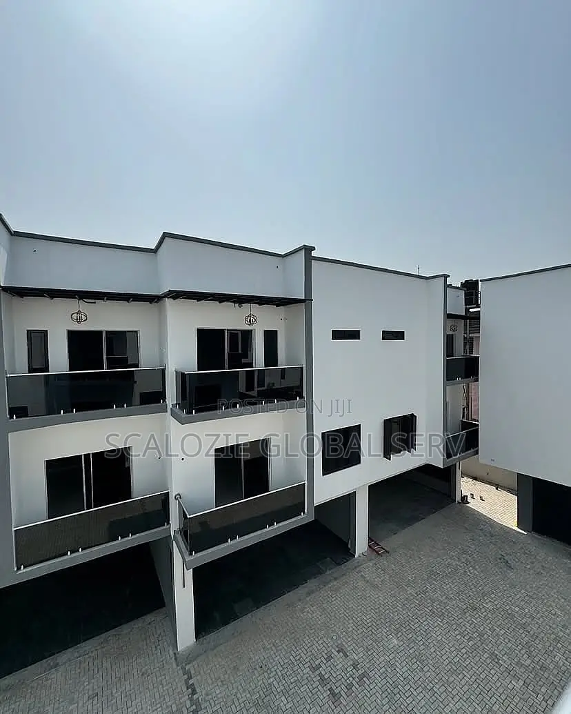 4bdrm Duplex in Sani Abacha Road, for sale in GRA Phase 2 / Port-Harcourt