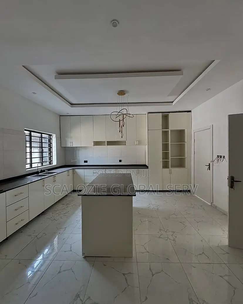 4bdrm Duplex in Sani Abacha Road, for sale in GRA Phase 2 / Port-Harcourt