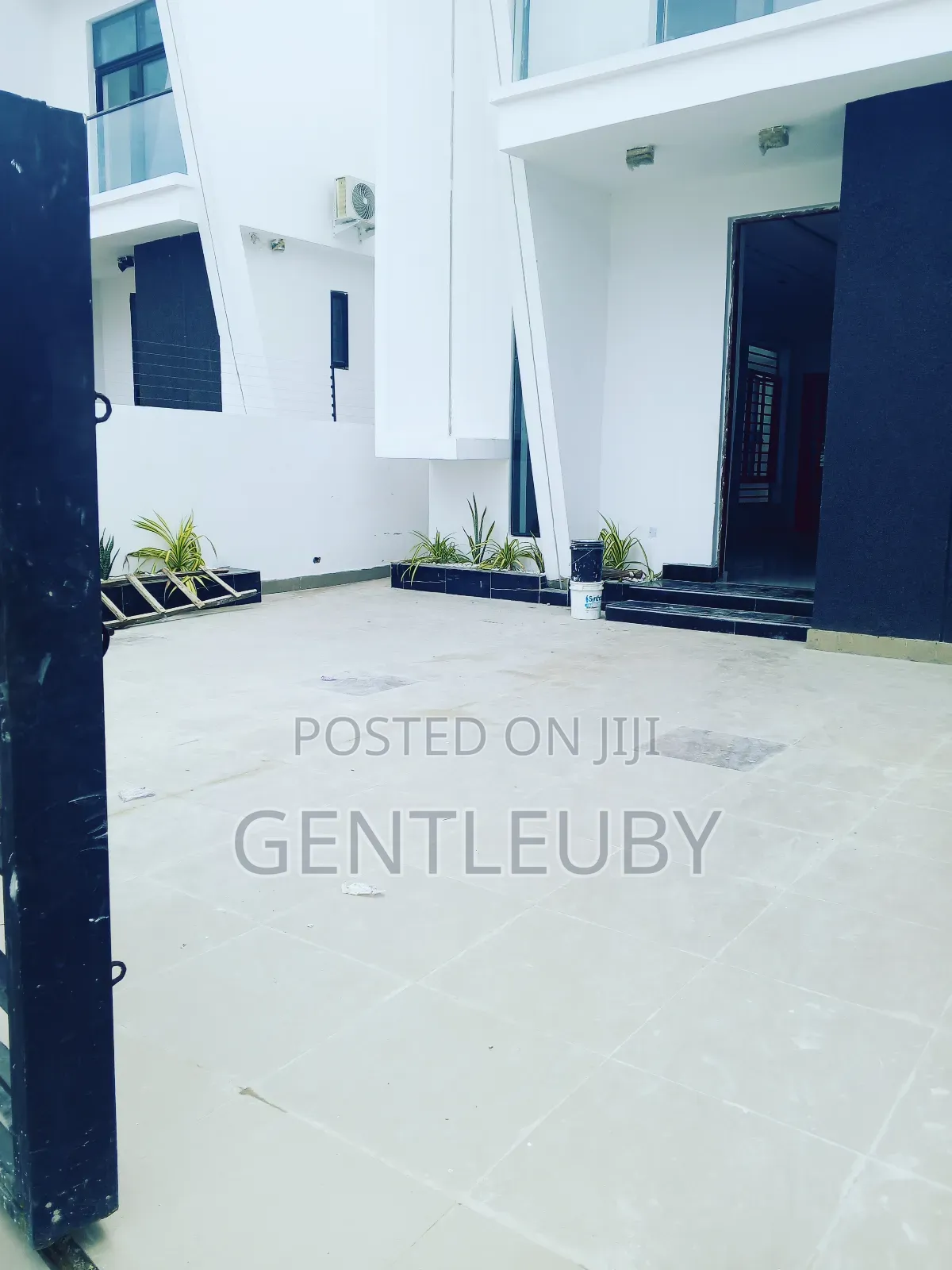 4bdrm Duplex in Dpk Estate, Lekki Phase 2 for sale in Lekki Phase 2