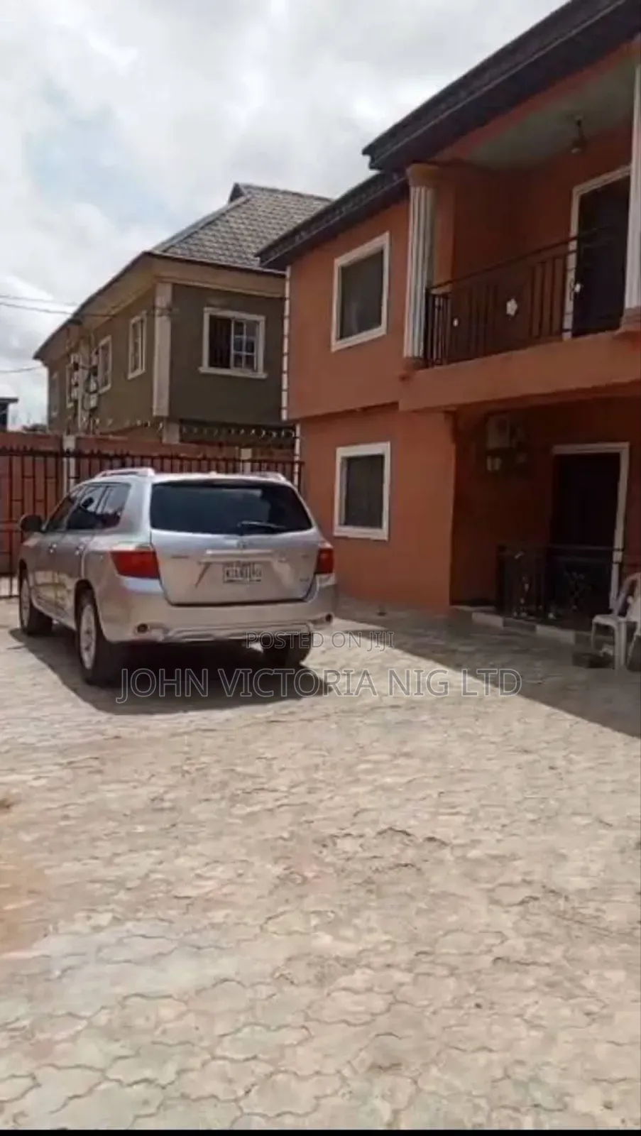 12bdrm Block of Flats in Tired Street Igondu, Ikotun/Igando for sale in Ikotun/Igando