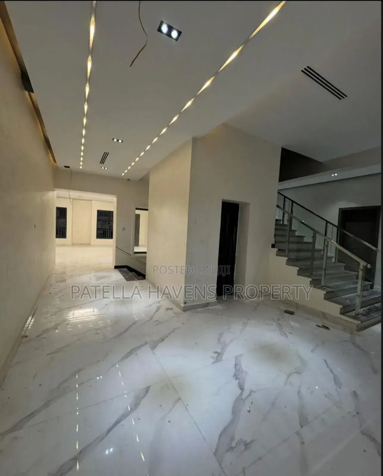 7bdrm Duplex in Maitama for sale in Maitama