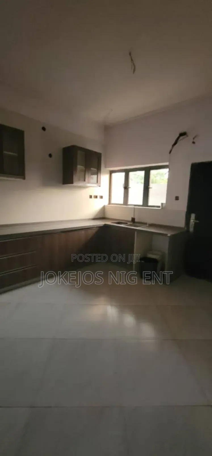 3bdrm Townhouse/Terrace in Chevron Drive Estate for sale in Chevron