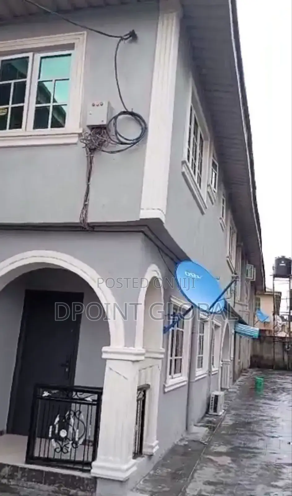 13bdrm Block of Flats in In Estate, Idimu for sale in Idimu