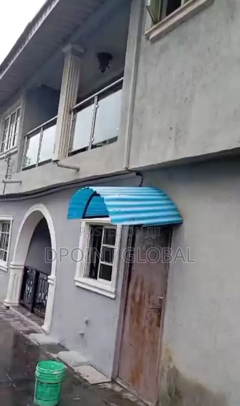 13bdrm Block of Flats in In Estate, Idimu for sale in Idimu