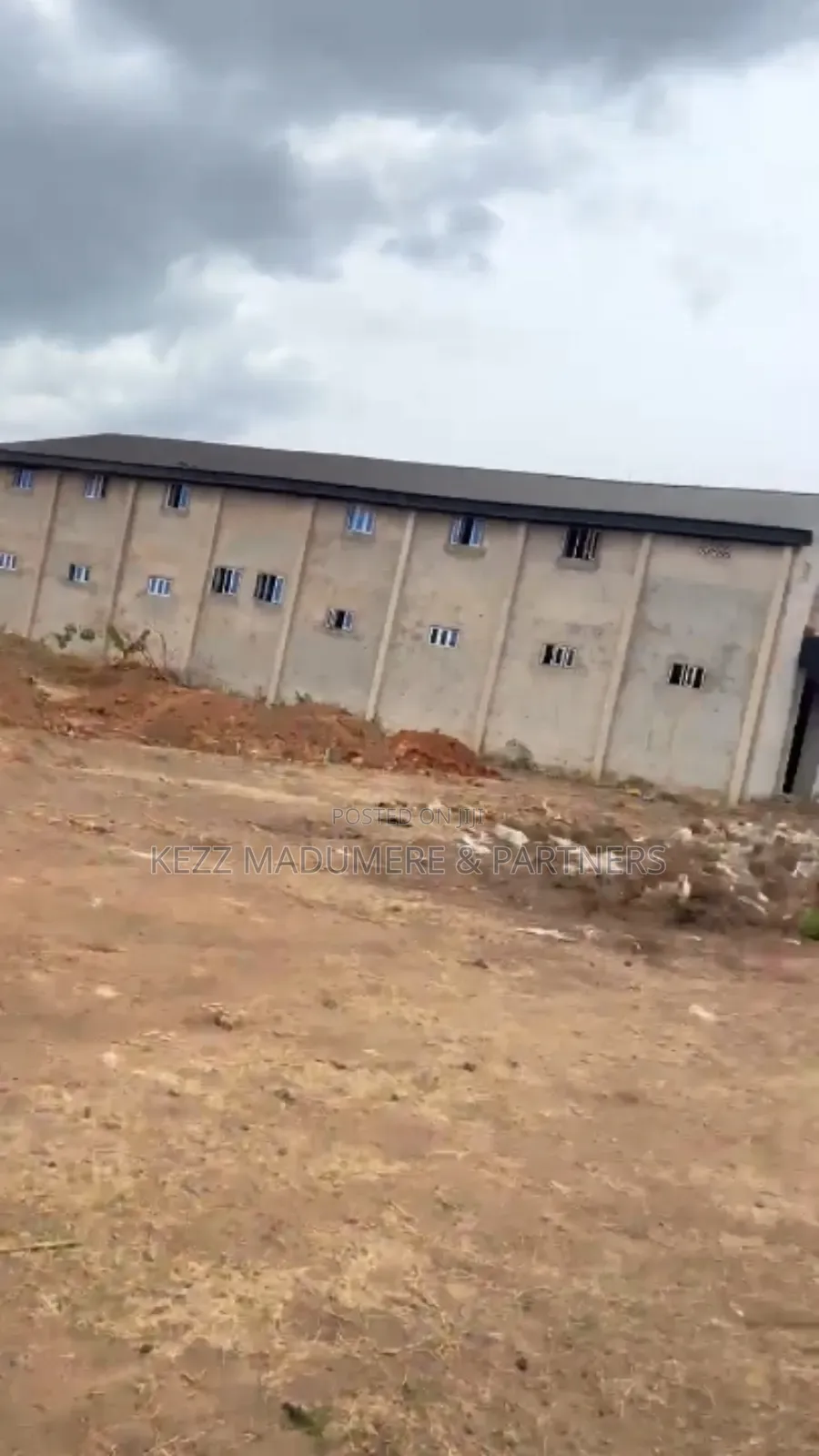 For Sale : 2000 SQMTS Warehouse in Enugu, Enugu State in Enugu