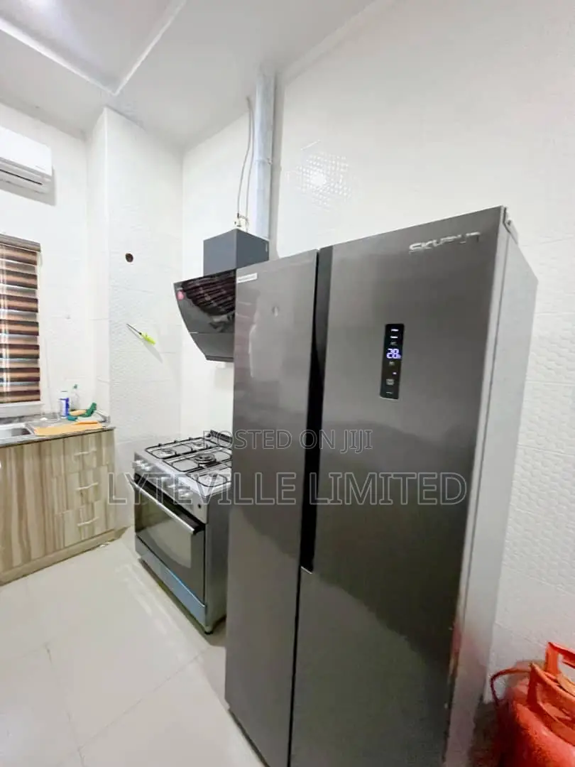 Spacious Clean 3 Bedroom in Utako