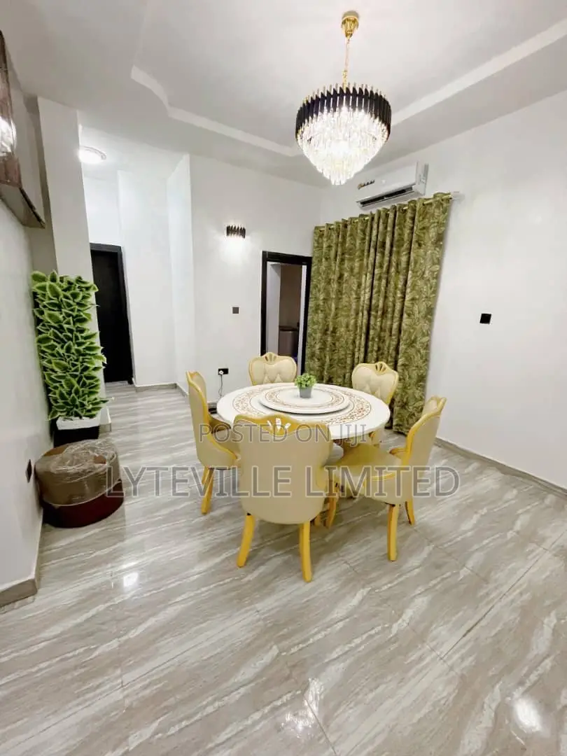 Spacious Clean 3 Bedroom in Utako