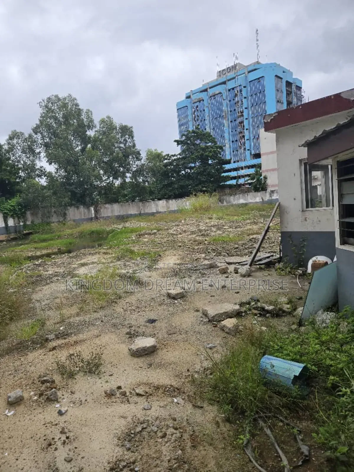 Land: 1,905 SQM — Mike Adenuga Victoria Island
: ₦2.5m/SQM  in Adeola Odeku