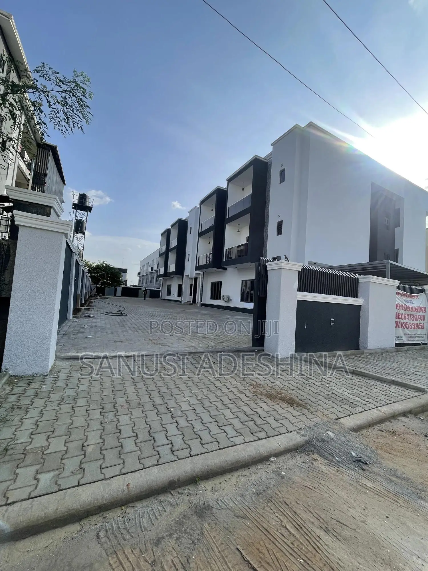 5bdrm Duplex in Jahi Gilmore Gilmore for sale in Jahi