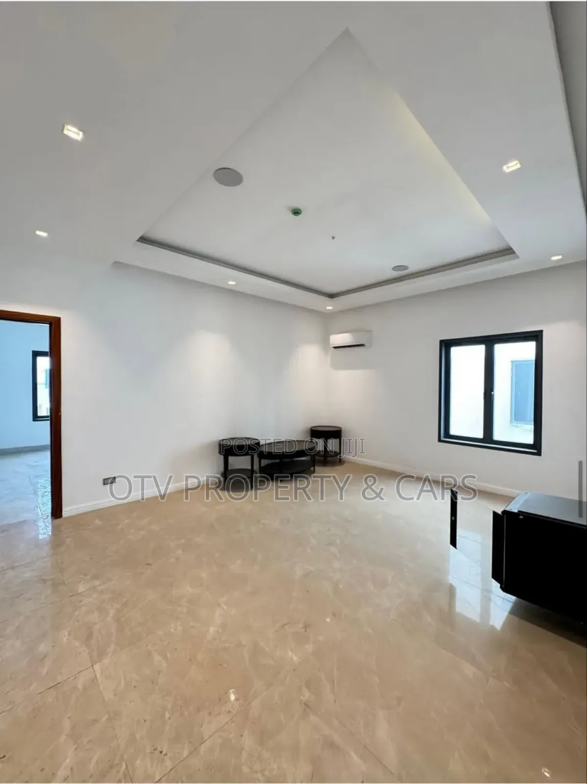 Furnished 5bdrm Duplex in Banana Island for sale in Banana Island