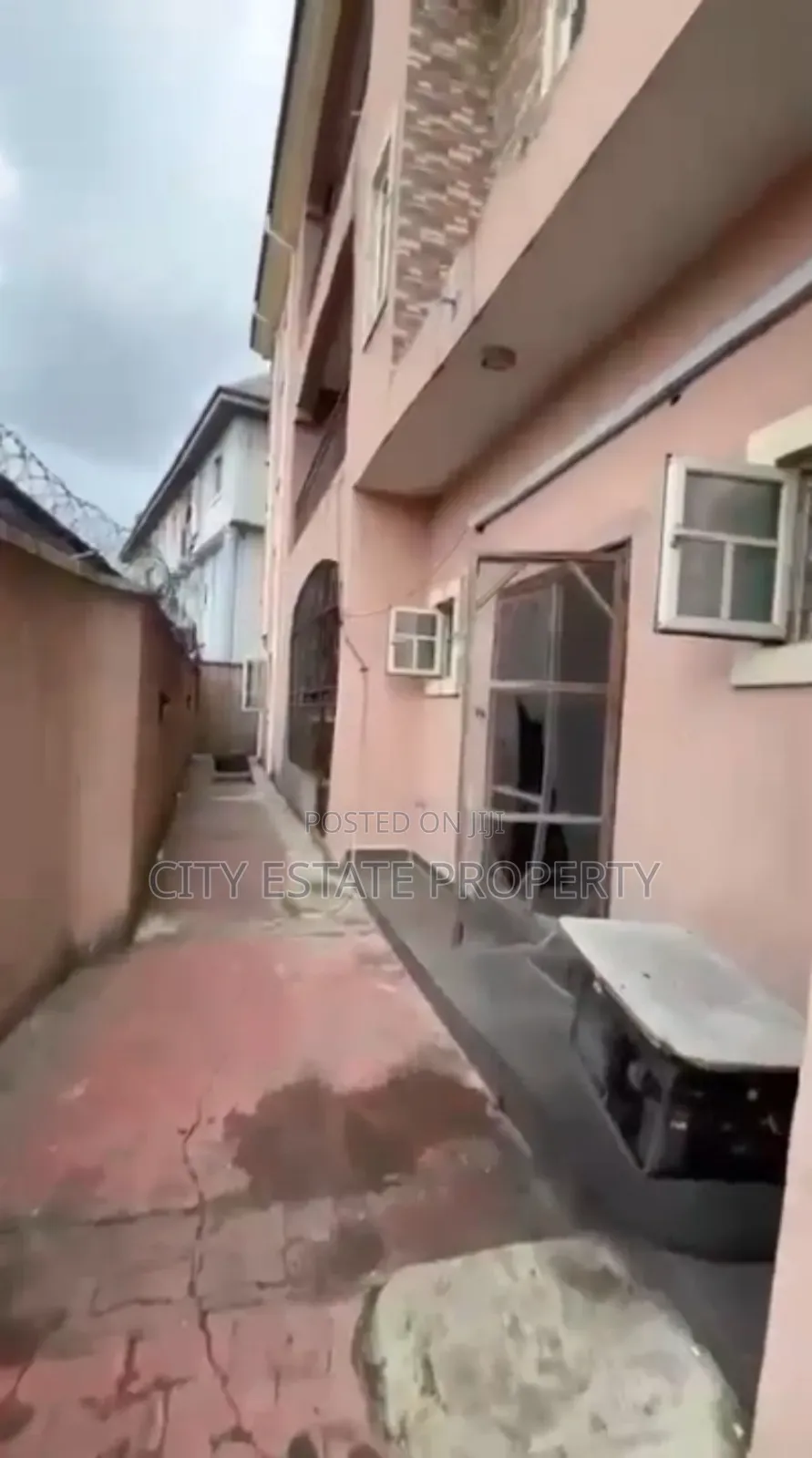 12bdrm Block of Flats in Adageorge, Port-Harcourt for sale in Port-Harcourt