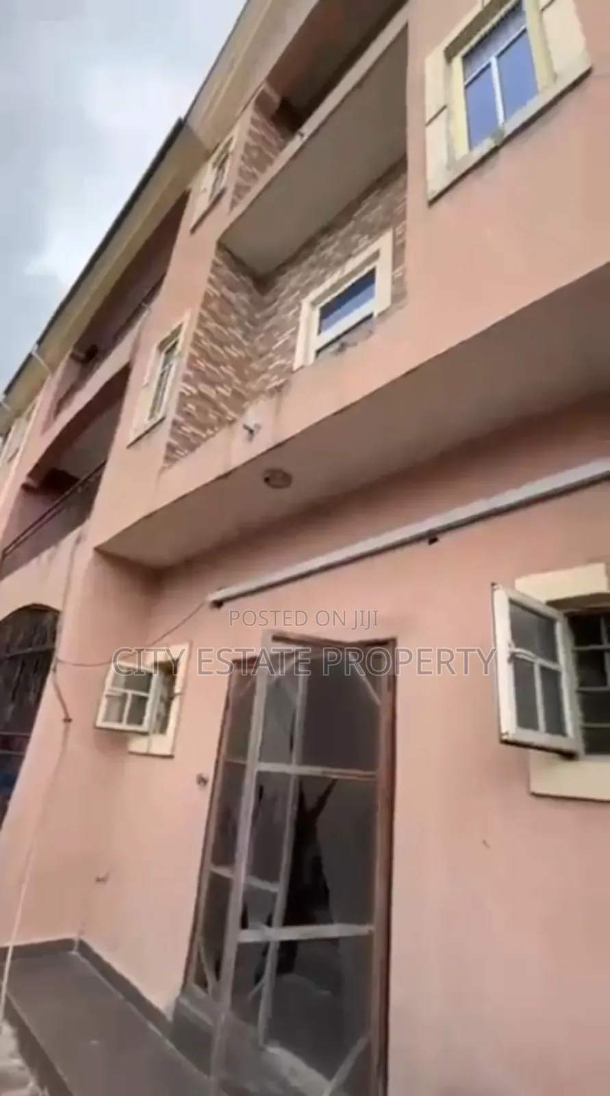 12bdrm Block of Flats in Adageorge, Port-Harcourt for sale in Port-Harcourt