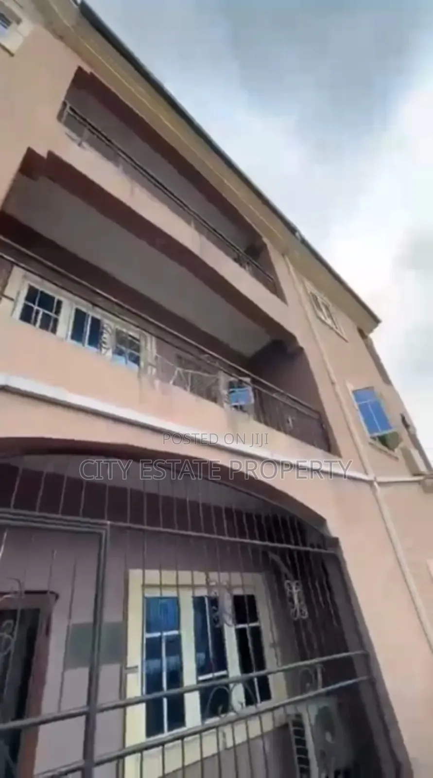 12bdrm Block of Flats in Adageorge, Port-Harcourt for sale in Port-Harcourt