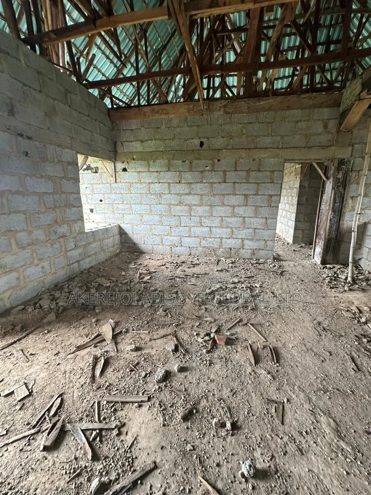 4bdrm Duplex in In An Estate for sale in Gwarinpa