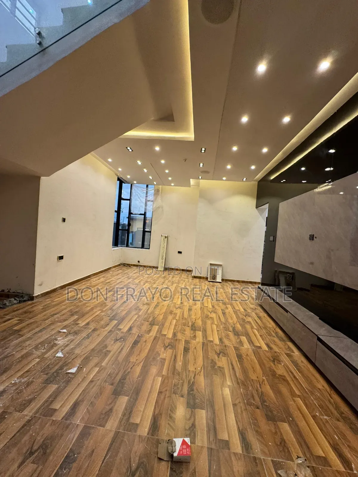 4bdrm Duplex in Aare Avenue, Oluyole Estate for sale in Oluyole Estate