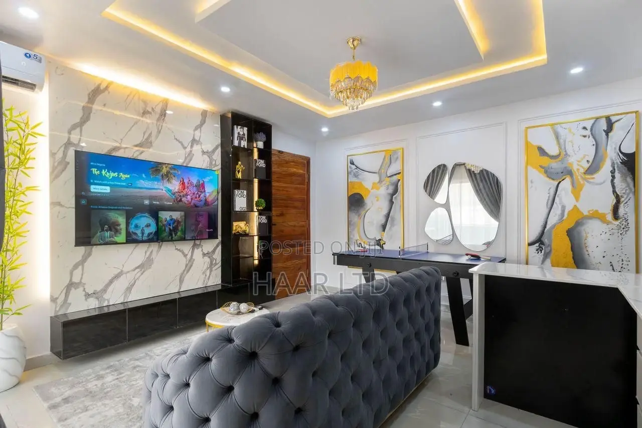 Beautiful 1 Bedroom Apartment With Snooker. in Ikate