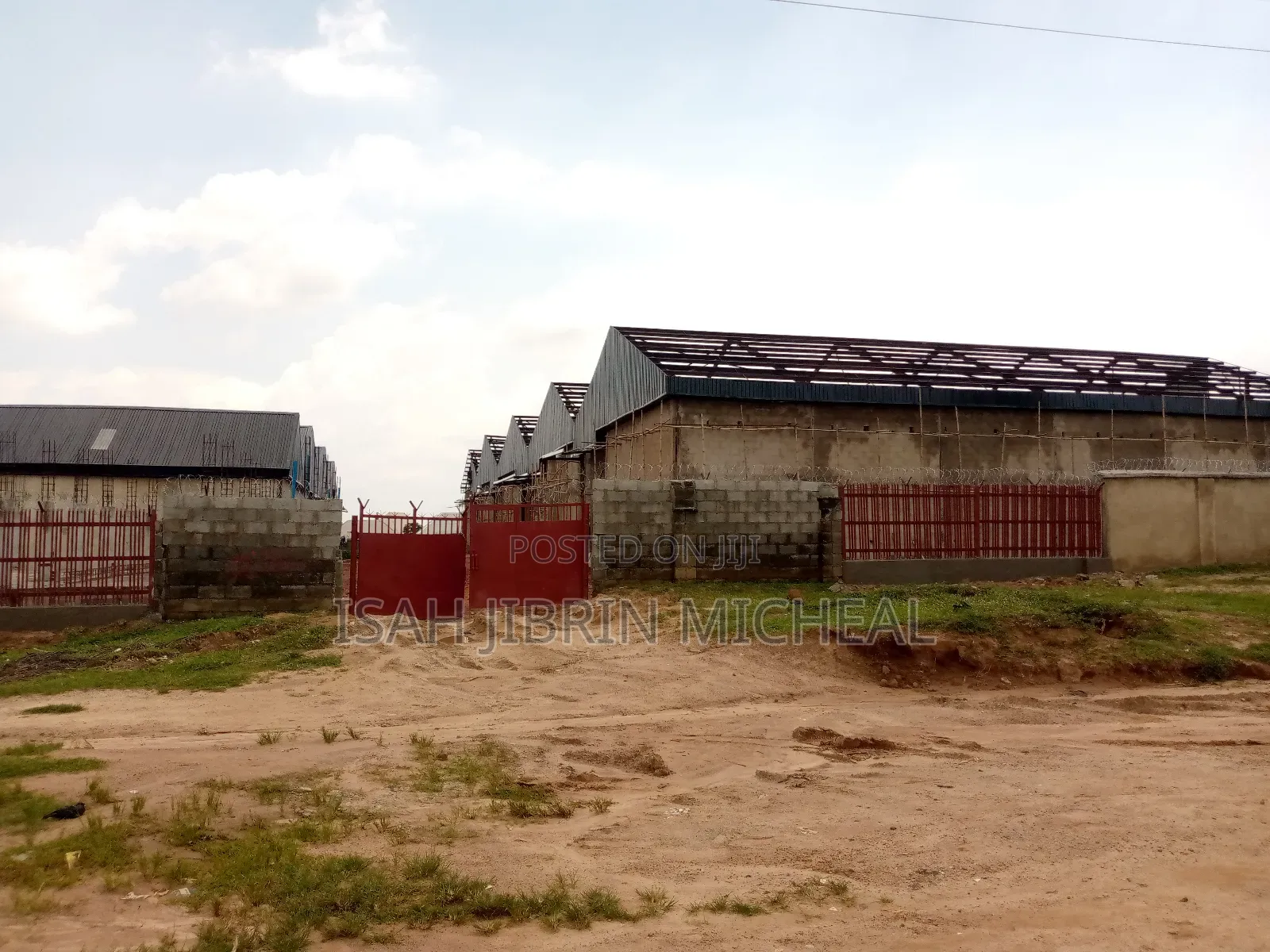 Newly Built Warehouse Along Kubwa Express for Rent. in Kubwa
