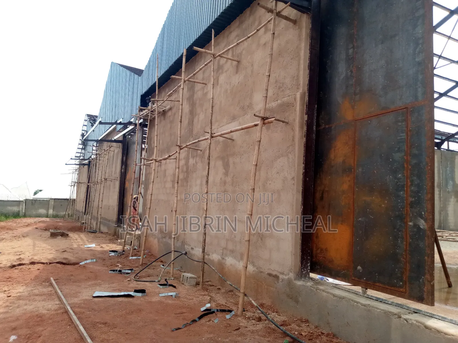 Newly Built Warehouse Along Kubwa Express for Rent. in Kubwa