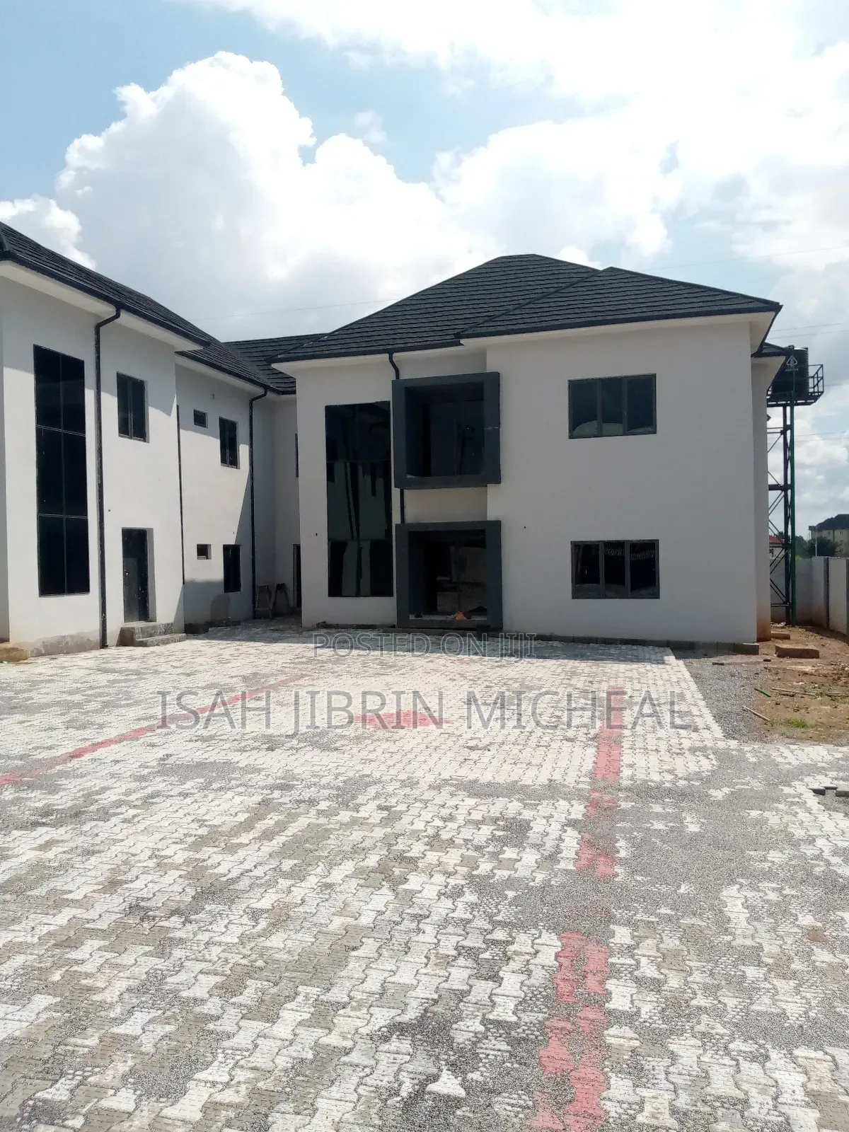 12bdrm Apartment in F01 Kubwa for sale in Kubwa