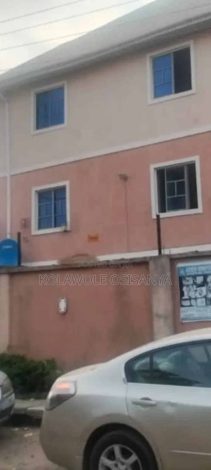 8bdrm Block of Flats in Surulere for sale in Surulere