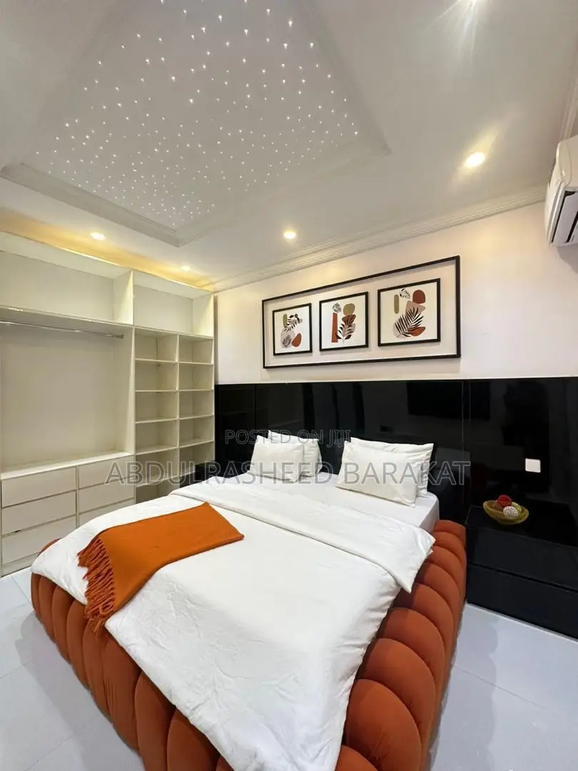 Aesthetically Pleasing Studio Apartment in Osapa london