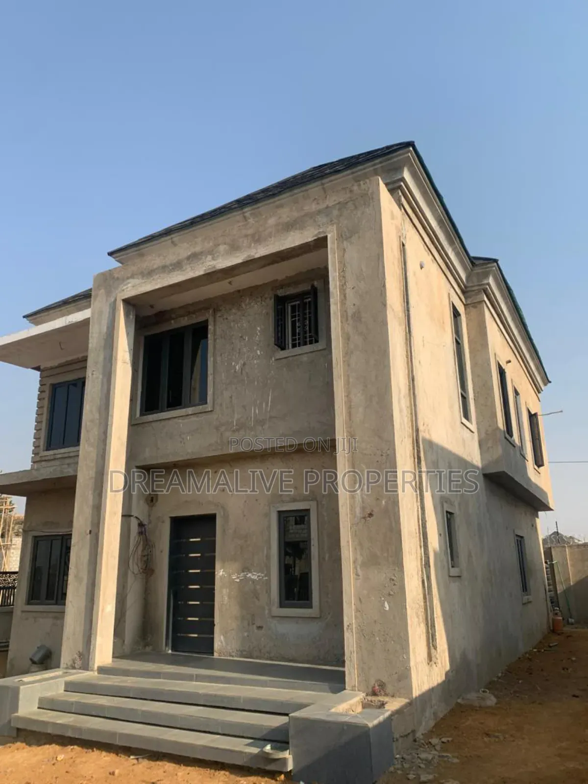 4bdrm Duplex in An Estate, Lugbe District for sale in Lugbe District
