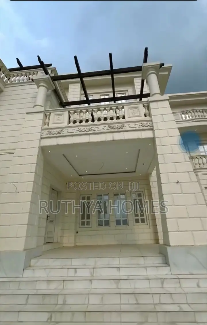 7bdrm Duplex in Katampe Extension for sale in Katampe Extension