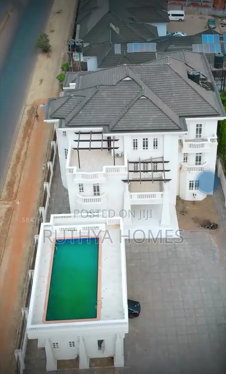 7bdrm Duplex in Katampe Extension for sale in Katampe Extension