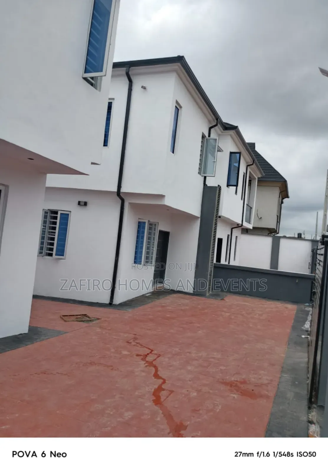 4bdrm Duplex in Association Street, for sale in Ibadan
