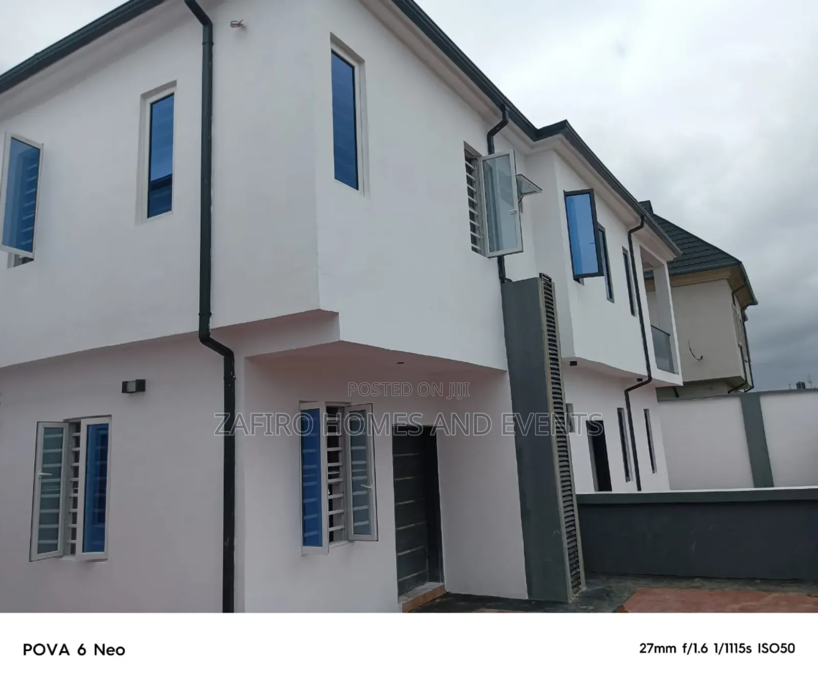 4bdrm Duplex in Association Street, for sale in Ibadan