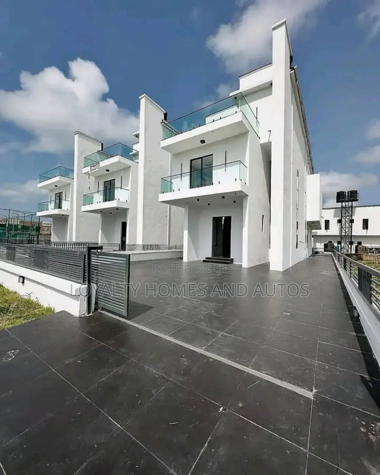 5bdrm Duplex in Orchid Lekki Lagos for sale in Lekki